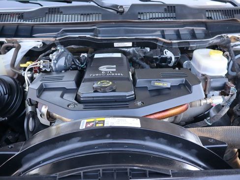Used 2018 RAM 3500 Tradesman w/ Chrome Appearance Group AWD/4WD image 38
