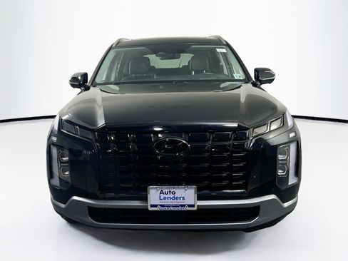 Used 2023 Hyundai Palisade Limited AWD/4WD image 2