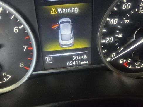 Used 2018 Nissan Sentra SV image 22