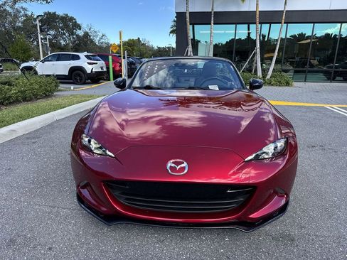 Used 2021 MAZDA MX-5 Miata Club image 30