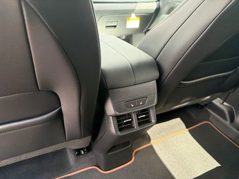 New 2026 GMC Terrain AT4 w/ Convenience Package III AWD/4WD image 24