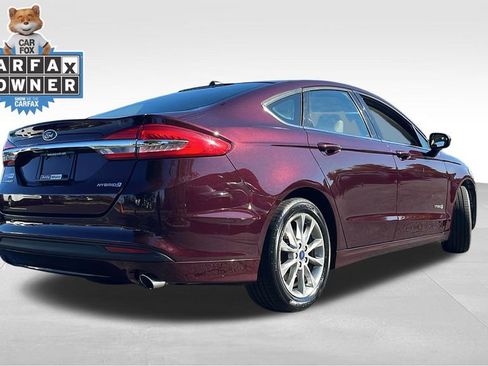 Used 2017 Ford Fusion S image 3