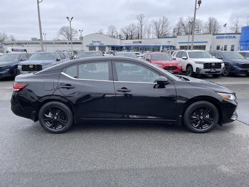 Used 2022 Nissan Sentra SV w/ All-Weather Package image 19