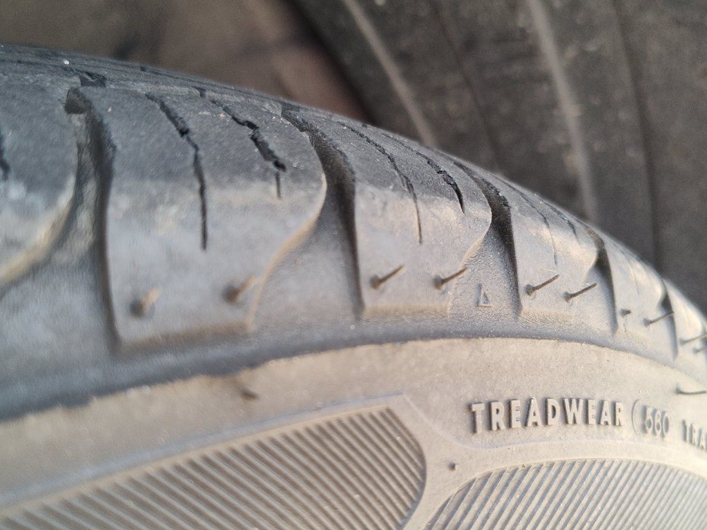 Used 2020 Hyundai Venue SE FWD image 16