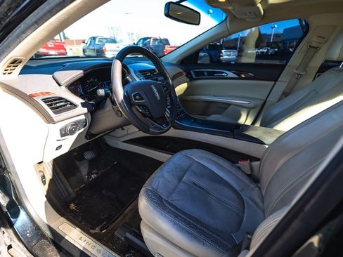 Used 2014 Lincoln MKZ Hybrid image 9