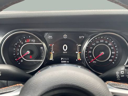 Used 2021 Jeep Wrangler Unlimited Rubicon AWD/4WD image 13