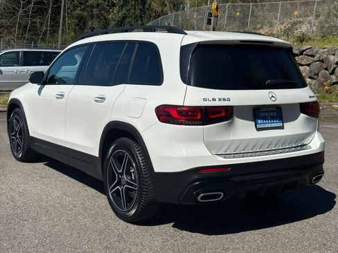 Used 2021 Mercedes-Benz GLB 250 4MATIC image 3