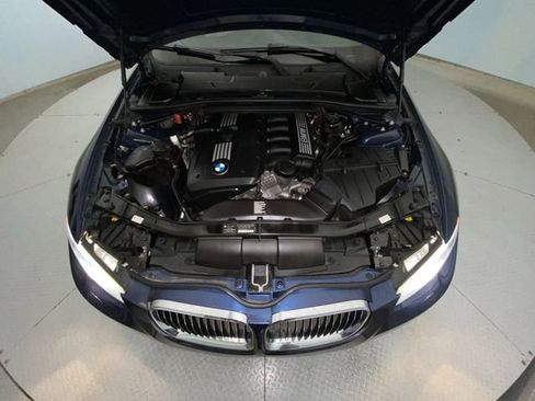 Used 2011 BMW 328i Convertible RWD image 23