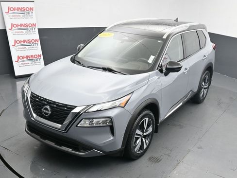 Used 2023 Nissan Rogue SL w/ SL Premium Package image 29