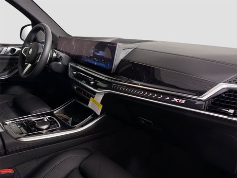 New 2026 BMW X5 sDrive40i RWD image 31