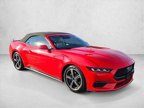 Used 2024 Ford Mustang Premium image 3