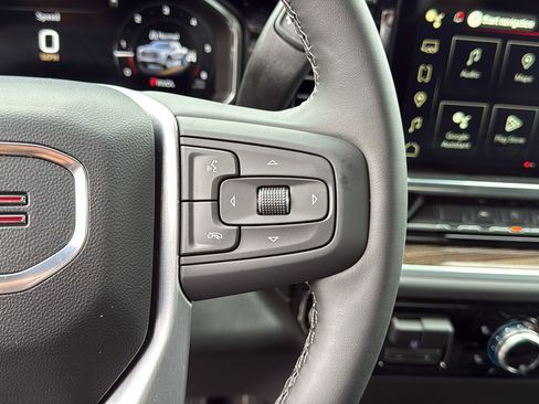 New 2026 GMC Sierra 1500 Elevation image 12