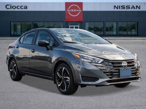 New 2025 Nissan Versa SR w/ Trunk Package image 5