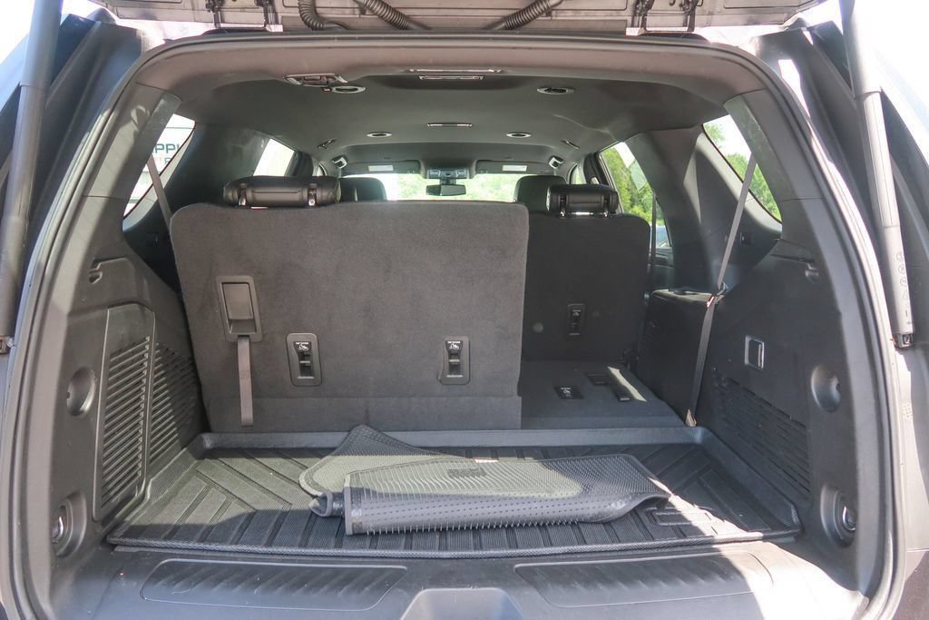Used 2022 Chevrolet Tahoe LT AWD/4WD image 11