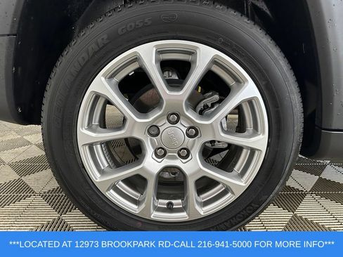 Used 2023 Jeep Compass Latitude AWD/4WD image 27