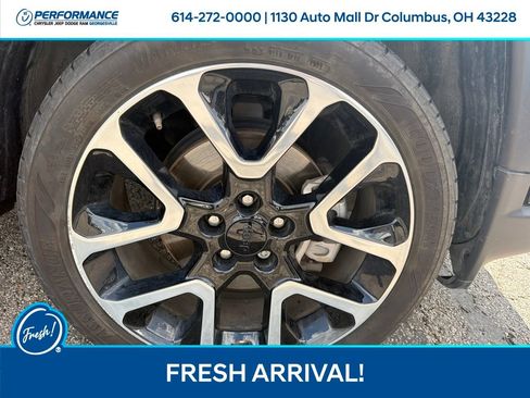 Used 2018 Jeep Compass Limited w/ Navigation Group AWD/4WD image 23