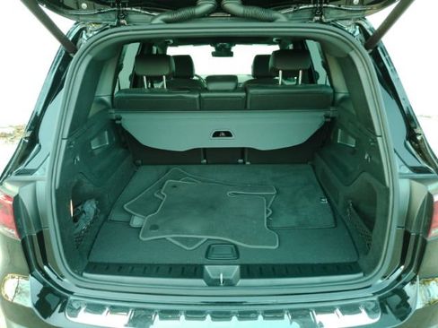 Used 2023 Mercedes-Benz EQB 300 4MATIC w/ Pinnacle Package image 25