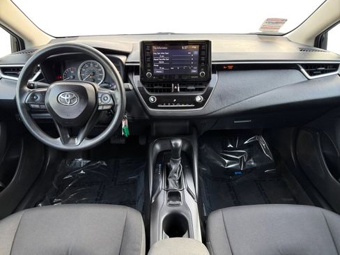 Used 2022 Toyota Corolla LE image 7