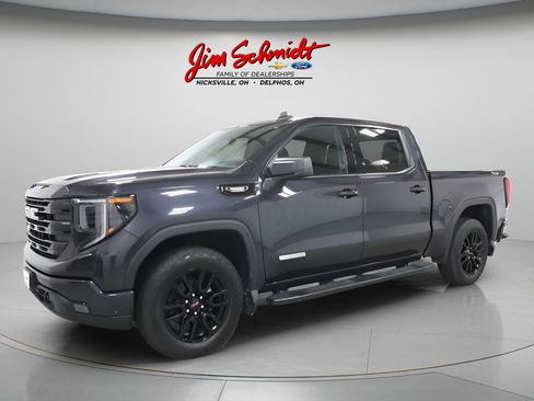 Used 2024 GMC Sierra 1500 Elevation AWD/4WD image 2