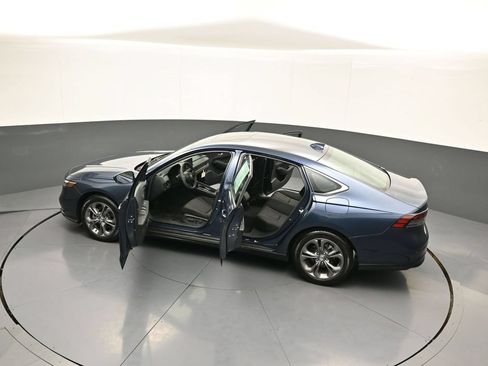 Used 2023 Honda Accord EX image 43
