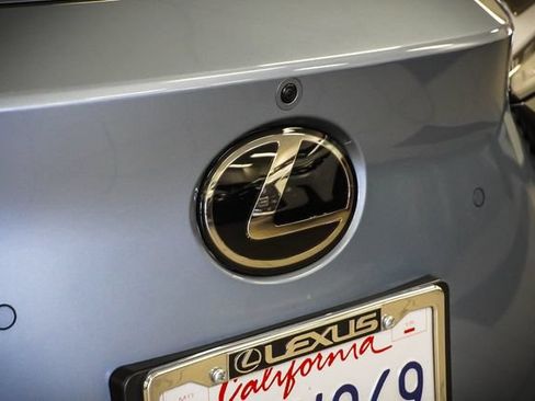 Used 2023 Lexus RZ 450e Premium w/ Technology Package AWD/4WD image 28