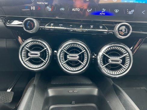 New 2025 Chevrolet Blazer EV LT AWD/4WD image 6