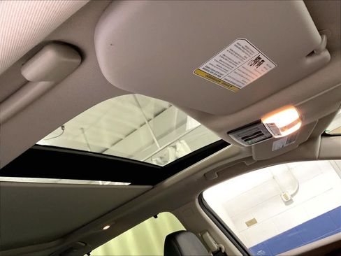 Certified 2023 Nissan Rogue SV w/ SV Premium B Package AWD/4WD image 22