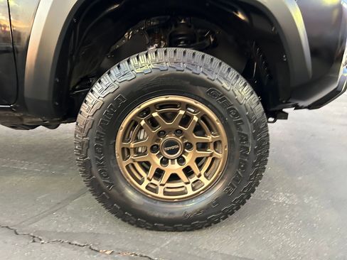 Certified 2023 Toyota Tacoma w/ Trail Edition image 30