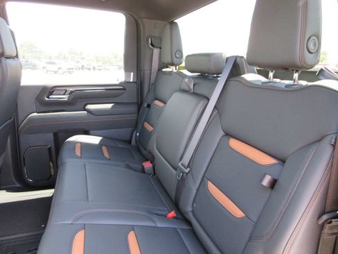 New 2026 GMC Sierra 2500 AT4 AWD/4WD image 14