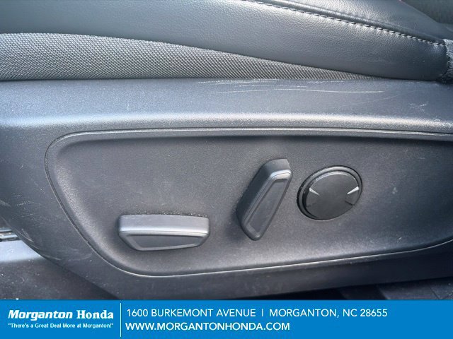 Used 2025 Ford Escape ST-Line AWD/4WD image 13