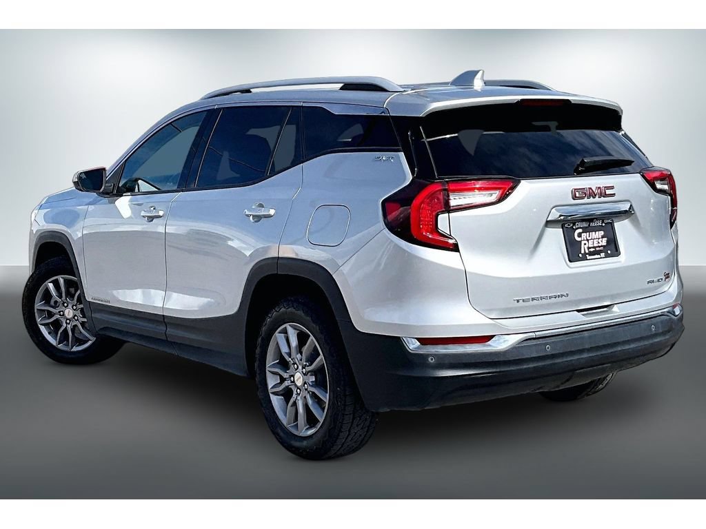 Used 2022 GMC Terrain SLT w/ Tech Package AWD/4WD image 4