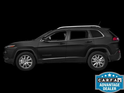 Used 2015 Jeep Cherokee Limited w/ Luxury Group image 3