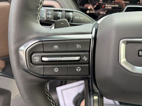 Used 2026 GMC Yukon XL Denali Ultimate image 14