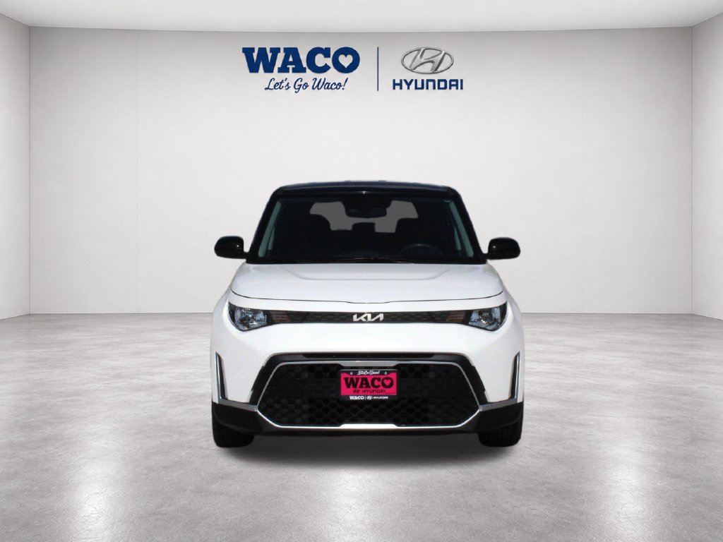 Used 2023 Kia Soul S FWD image 2