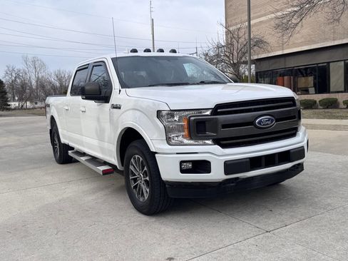 Used 2018 Ford F150 XLT w/ Equipment Group 302A Luxury image 9