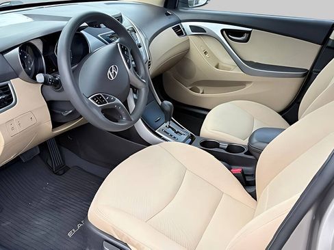 Used 2013 Hyundai Elantra GLS w/ Preferred Pkg FWD image 17