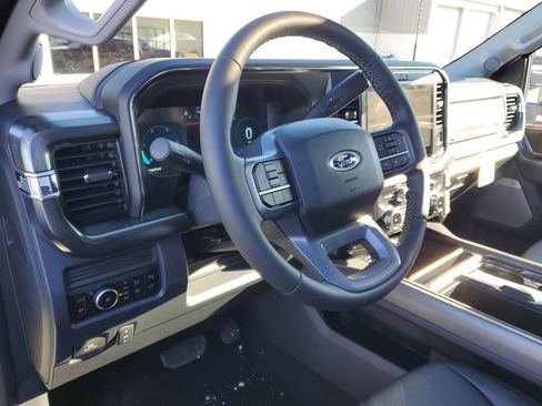 New 2026 Ford F250 Lariat w/ Lariat Premium Package AWD/4WD image 13