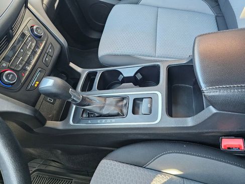 Used 2017 Ford Escape SE FWD image 28