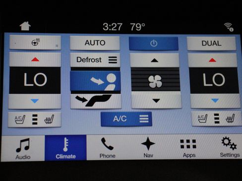 Used 2016 Ford Edge Titanium w/ Equipment Group 301A AWD/4WD image 15