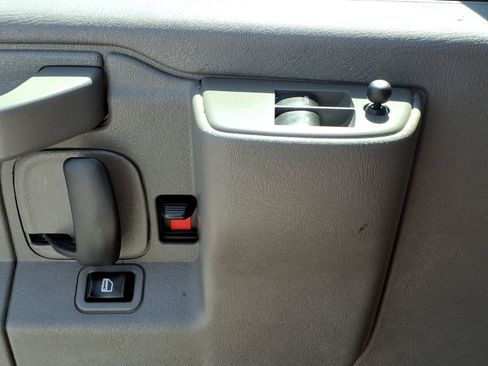 Used 2025 Chevrolet Express 2500 w/ Driver Convenience Package RWD image 16