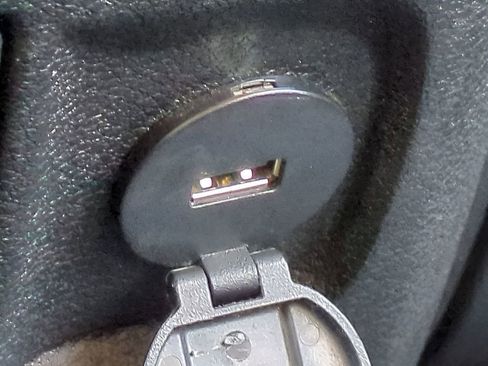 Used 2019 RAM 1500 Classic Warlock image 21