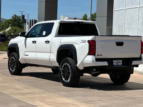 New 2026 Toyota Tacoma TRD Off-Road AWD/4WD image 6
