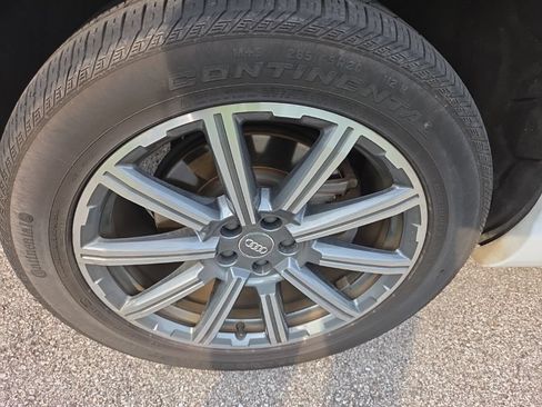 Used 2019 Audi Q7 3.0T Premium Plus AWD/4WD image 10