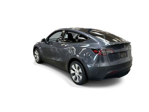 Certified 2023 Tesla Model Y Long Range AWD/4WD image 4
