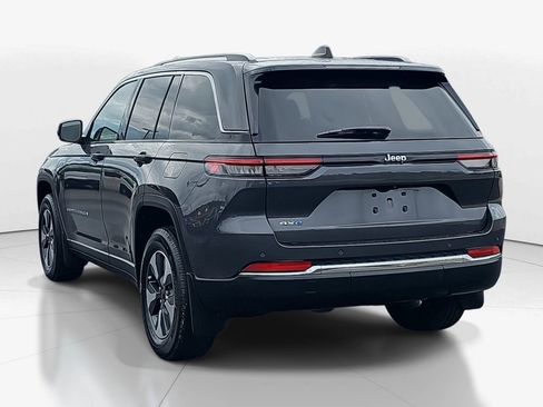 Used 2022 Jeep Grand Cherokee Limited 4xe w/ MOPAR Finishing Package image 7