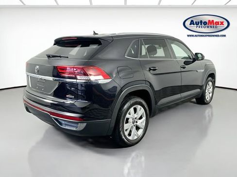 Used 2020 Volkswagen Atlas Cross Sport S image 2