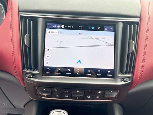 Used 2022 Maserati Levante GT AWD/4WD image 31