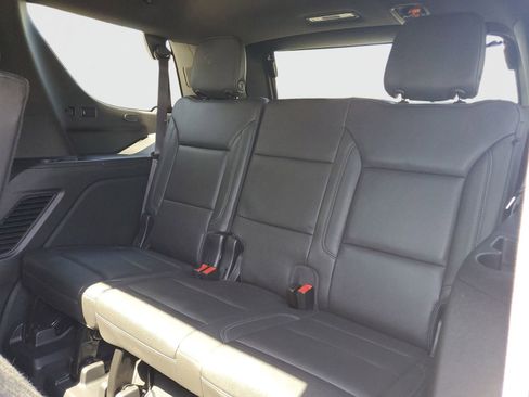 Used 2023 Chevrolet Tahoe Z71 AWD/4WD image 13