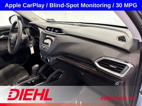 Used 2022 Chevrolet TrailBlazer LS AWD/4WD image 15