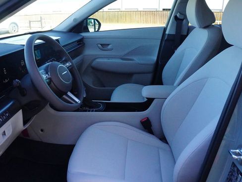 New 2026 Hyundai Kona SE image 19